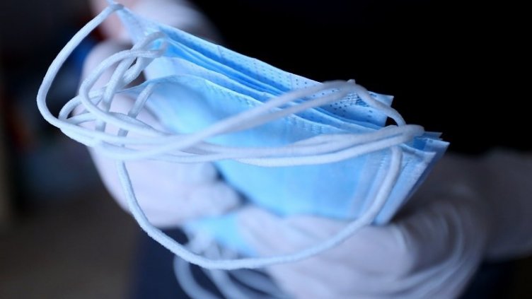 Маските от плат пазят от новите варианти на коронавируса