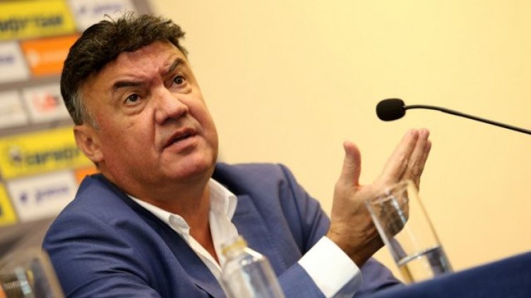 ФИФА и УЕФА питат какво се случва в БФС