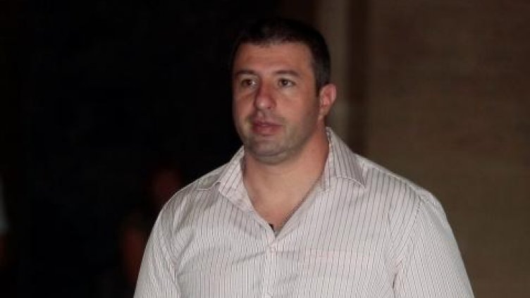 Как Хамстера се оказа в пропастта? Кой беше Антон Петров