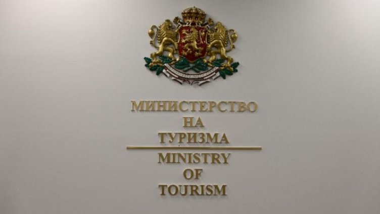 Министърът на туризма: Варна спешно да ускори подготовката си за летния сезон