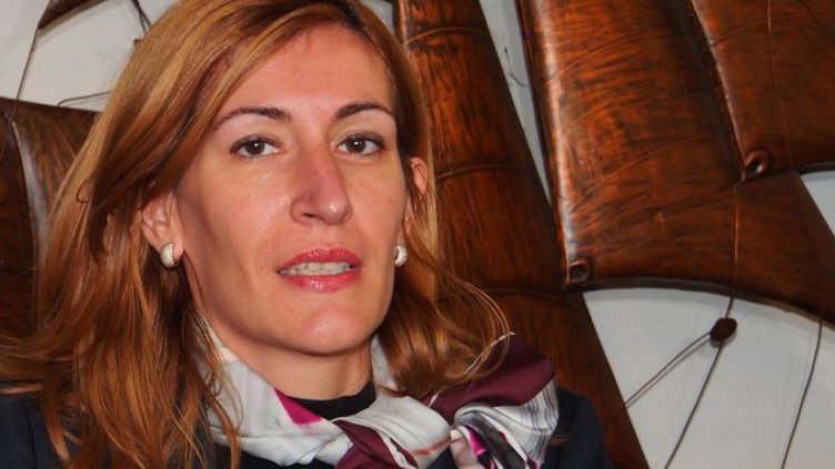 Николина Ангелкова: Ще насърчаваме вътрешния туризъм