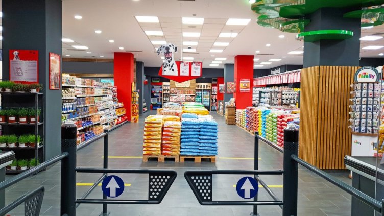 MAXI PET навлиза в България и отваря скоро своя първи магазин във Варна
