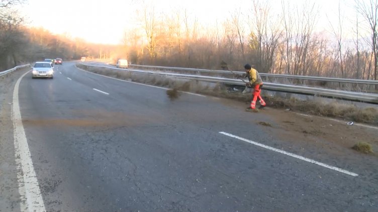 Черен лед стана причина за серия от катастрофи