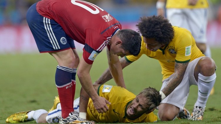 Марадона недоволен от съдийството на Карбальо