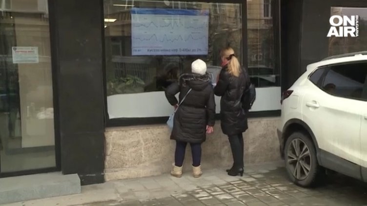 Мика видя таблото на Нинова и отиде на пазар: Не даде 60 лв., бръкна се със 110!?