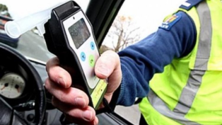 Пиян шофьор остави 7 села без ток