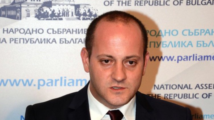 Радан Кънев хвърля оставка, ако ДСБ остане във властта