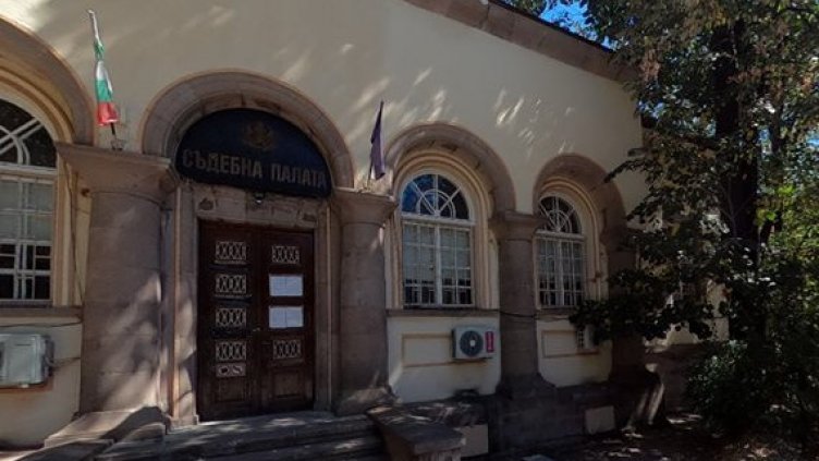 Камерата не ви е годна... Съд отмени глоба за "летящо" БМВ до знак 60 км/ч.