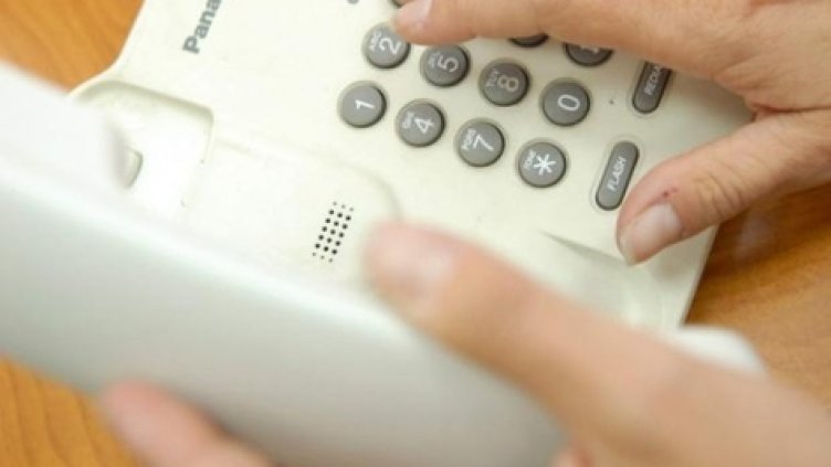 Телефонните на общинските шефове да станат публични