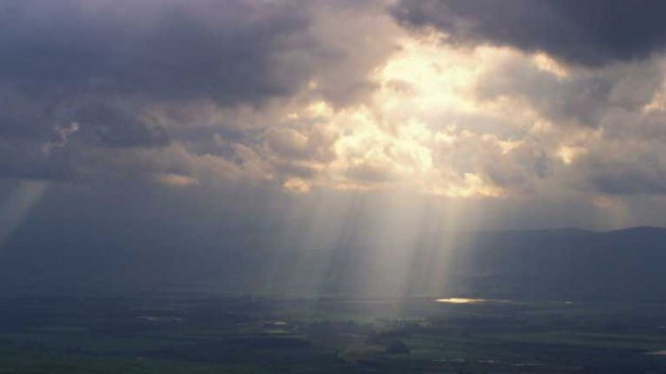 Типично пролетно – може да вали, може да не вали