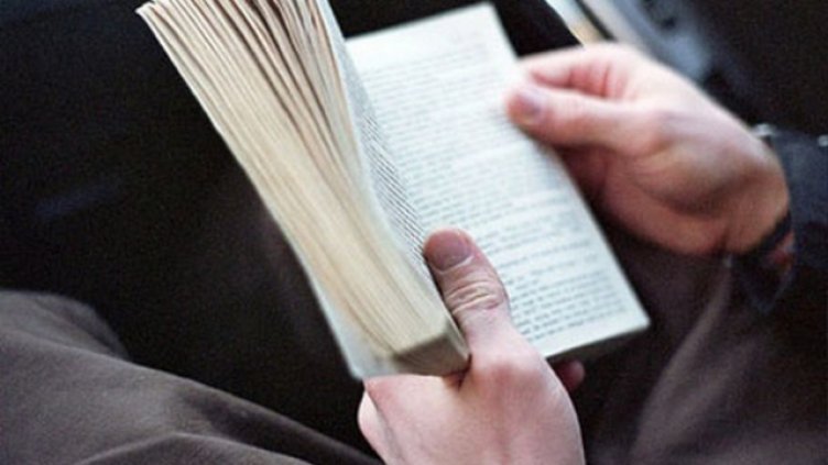 Публикуваха за обсъждане новите учебни програми по литература за 11 и 12 клас