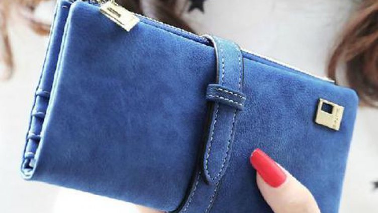 Какво никога не трябва да държите в портфейла си 