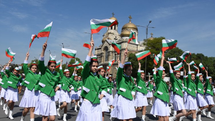 Варна празнува 24 май (СНИМКИ)