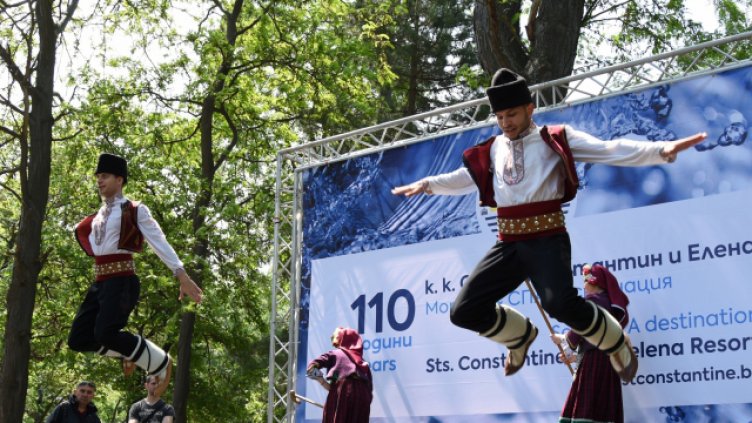 снимки: Пламен Гутинов