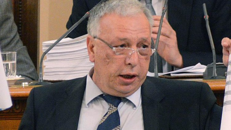 Димитър Лазаров оглави комисията за промени в Конституцията