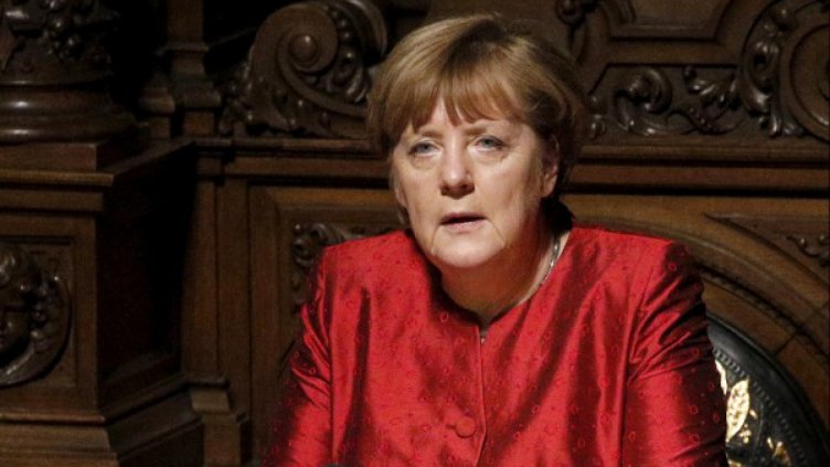 "Ню Йорк таймс": Меркел би могла да води ООН