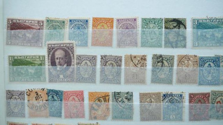 Чужденци в цял свят колекционират български марки