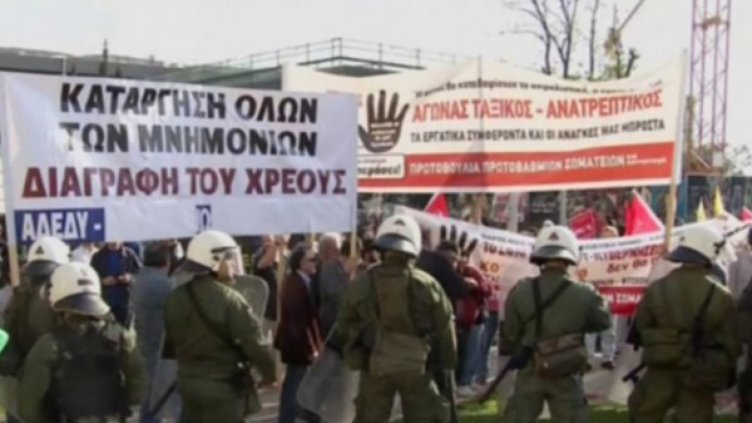 Гърците вече не вярват на политическия си елит