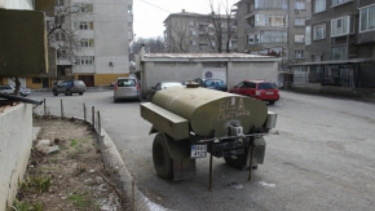 Водоноска замръзна в Шумен