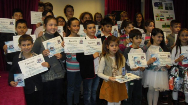 Близо 200 деца са напуснали училище още в основното си образование