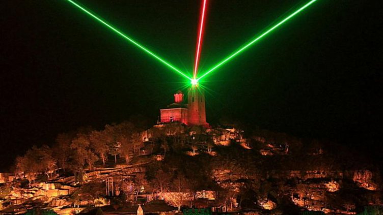 „Звук и светлина” безплатно във Велико Търново довечера