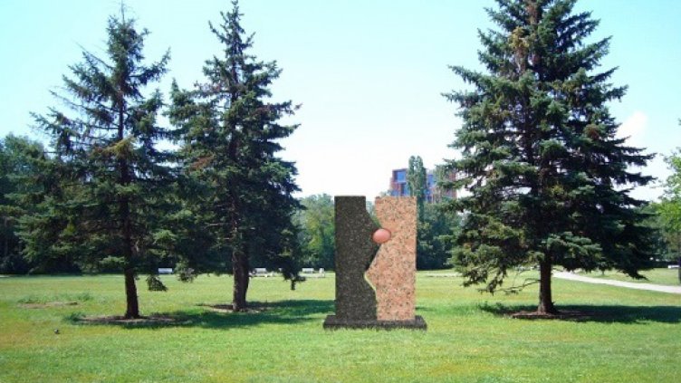 Събират средства за паметник на донора