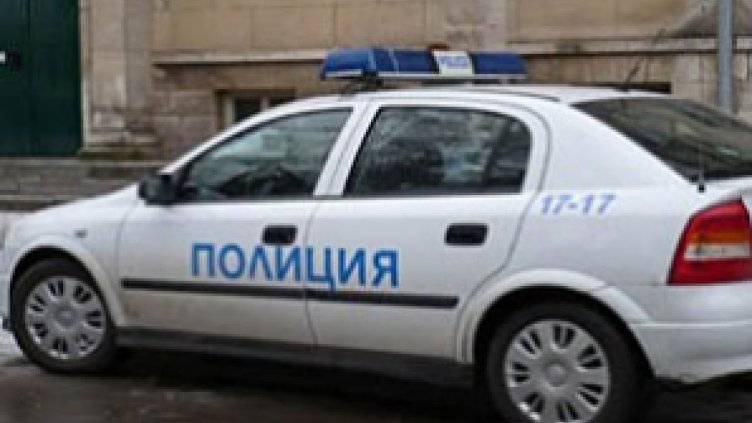 Издирват Ембака за убийството на магистрала "Струма"