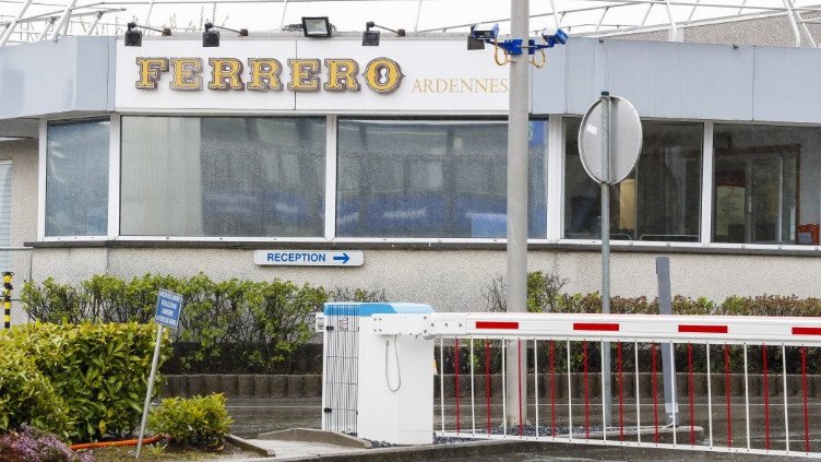 Кой не се изми, а и ни зарази? Откриха причината за салмонелата "Kinder"