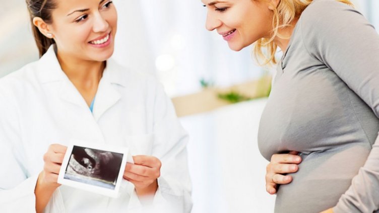 Над 250 бебета са родени във Варна от общинското инвитро за 10 г. 