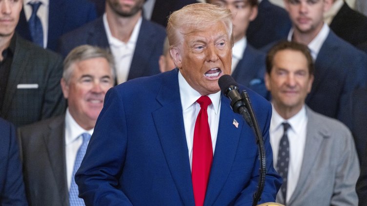 Игра на мита: Тръмп заплаши Китай да вдигне мизата с още 50%