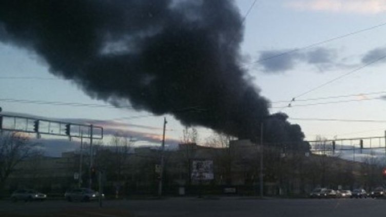 Пожар избухна в завод в Пловдив