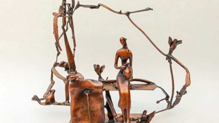 Бронз, мрамор и въглен: Неджми Мурат открива изложба във Варна