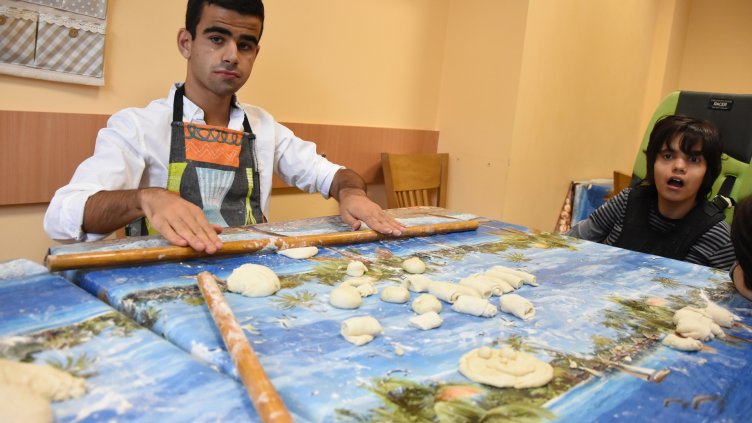 снимки: Пламен Гутинов