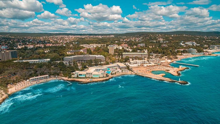 Започва 13-ти тенис турнир за аматьори в курорта Св. св. Константин и Елена