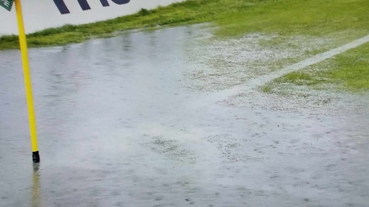 Отложиха началото на мача Черно море - Ботев (Пд) с 30 минути