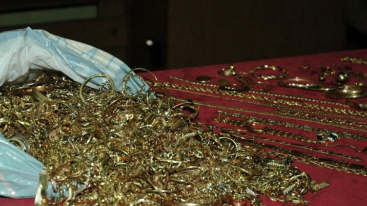 Ограбиха сестрата на Цар Киро