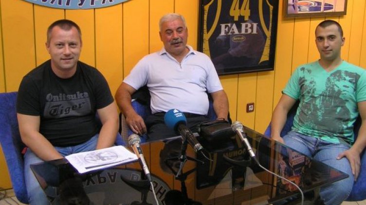 РОСЕН ДОБРЕВ, Пенко Златев и Йордан Димитров (от ляво на дясно).