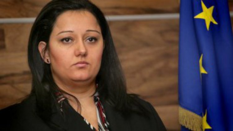 Лиляна Павлова: Няма данни за язовири с риск от преливане