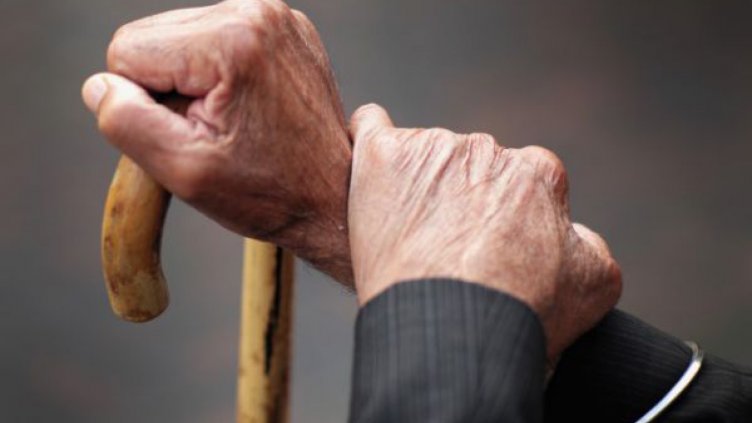 Имигранти пълнят старческите ни домове