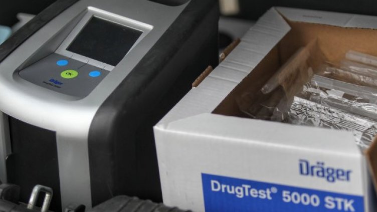 Закопчаха двама дрогирани водачи за ден във Варненско