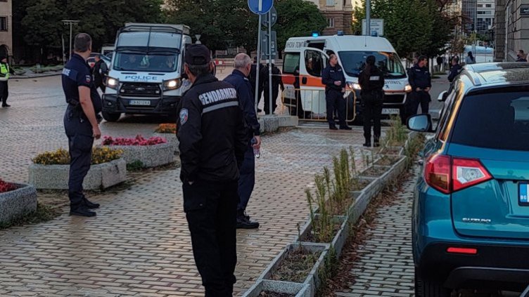 Починалият полицай в София е брат на кмета на Бистрица