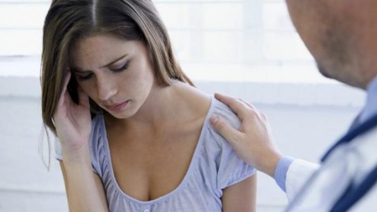 Ковид драма за млада дама: Разсъблича се по улиците, пие... сапун!?