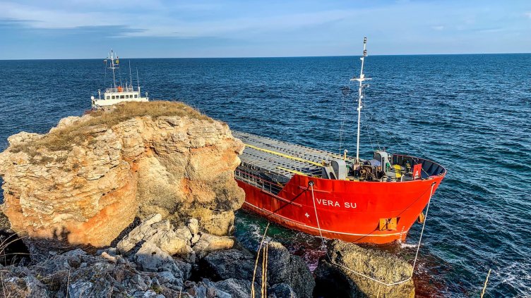 "Вера Су" може да бъде продаден до месец