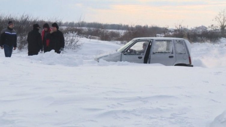 Във Варненско спасиха от закъсали автомобили 91 души и 6 кучета