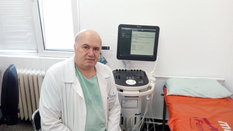 Д-р Милко Папазов.