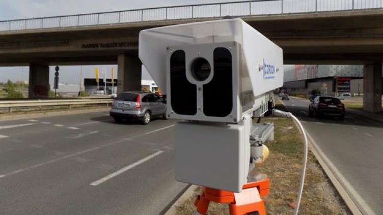 Патрулки с камери в колоните от коли към Варна. КАТ излиза от храстите!