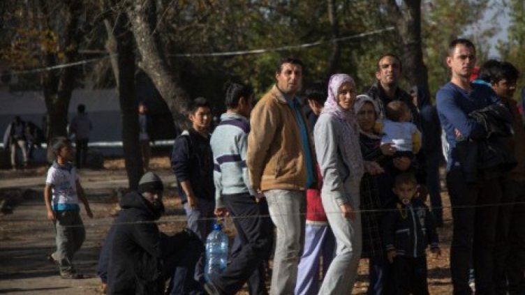 Германия депортира бежанец и съпругата му в България