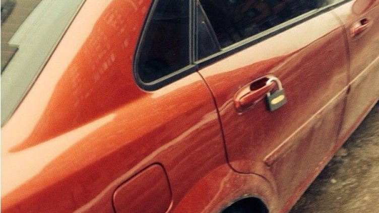 Новата измама на пътя - катинар на дръжката на вратата