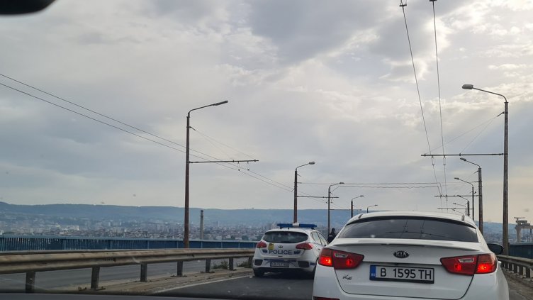 Трагедия във Варна: Мъж се самоуби тази сутрин от "Аспаруховия мост"