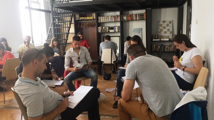 Академията „Иновация в действие“ събира над 100 млади иноватори и утвърдени професионалисти